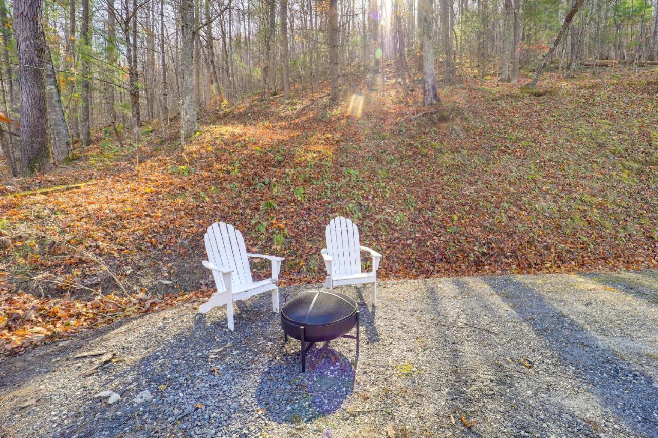 Pet-Friendly Spruce Pine Cabin With Private Fire Pit Экстерьер фото